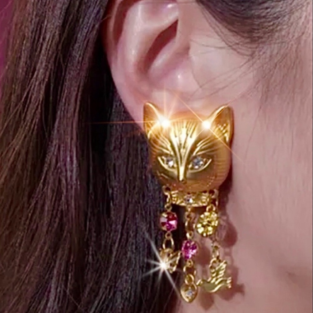💛Dore’ Chat Myste’re - Earrings